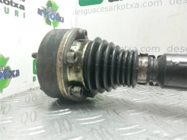 TRANSMISION DEL. DCHA. Seat Ibiza 1.6 TDI IV 6J 90CV (2009-2015) (66 KW) - 26126 / CAY