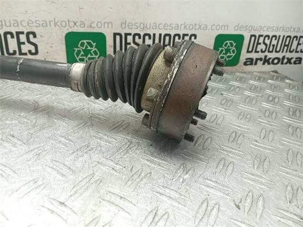 TRANSMISION DEL. IZDA. Seat Ibiza 1.6 TDI IV (6J) 105CV (2009-2015) (77 KW) - 26129 / CAY