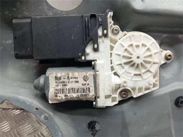 MOTOR ELEVALUNAS DEL. DCHO. Volkswagen Golf 1.9 TDI IV (1J1) (1997-2004) 90CV (66 KW) - 26162 / AGR