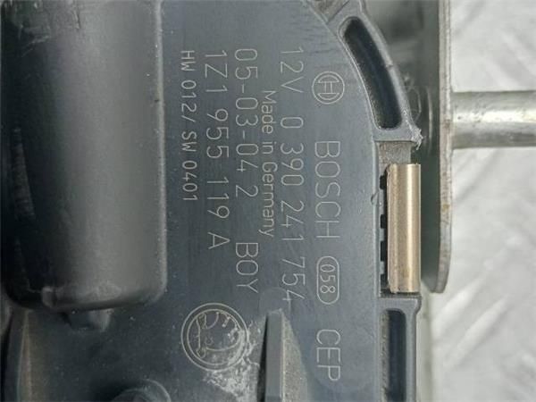 MOTOR LIMPIAPARABRISAS DEL. Skoda Octavia 1.9 TDI (1Z5) 4X4 105CV (2004-2010) (77 KW) - 26200 / BKC