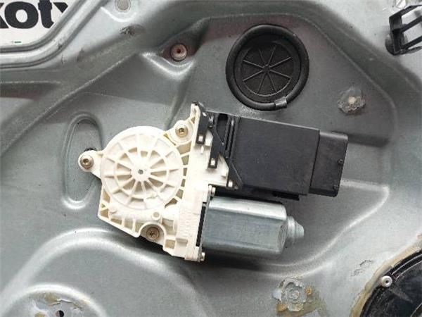 MOTOR ELEVALUNAS DEL. IZDO. Seat Toledo 1.9 TDI (1M) (1998-2004) 90CV (66 KW) - 26273 / ALH