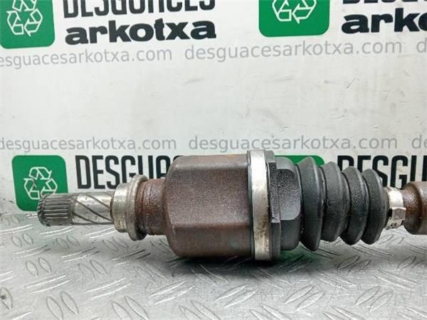 TRANSMISION DEL. IZDA. Renault Megane 1.5 DCI II (CM) 101CV (2003-2008) (74 KW) - 26355 / K9KF7