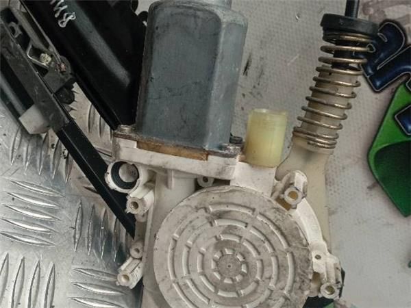 ELEVALUNAS ELECTRICO TRA. DCHO. BMW 530 3.0 D (135 KW) - 26368 / 306D1