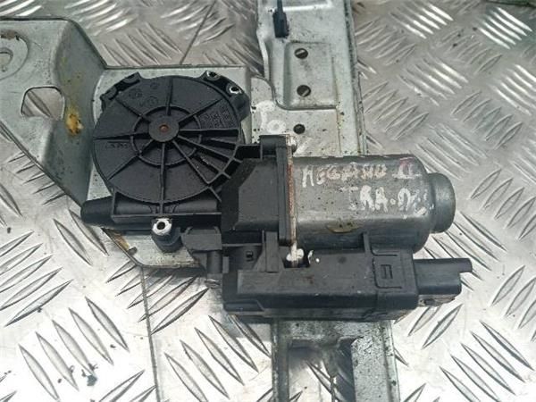 MOTOR ELEVALUNAS TRA. DCHO. Renault Megane 1.9 DCI II GRAND TOUR (KM) (88 KW) - 26386 / F9QB8