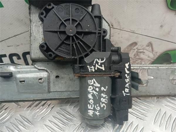 MOTOR ELEVALUNAS TRA. IZDO. Renault Megane 1.6  (2002-2009) (83 KW) - 26388 / K4MT7