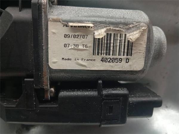 MOTOR ELEVALUNAS TRA. IZDO. Kia Ceed 1.6 (92 KW) - 26404 / G4FC