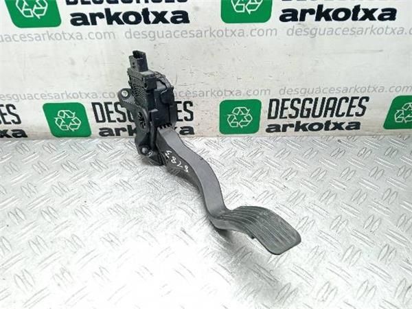PEDAL ACELERADOR Peugeot 208 1.4 HDI I 68CV (2012-...) (50 KW) - 26451 / 8H01