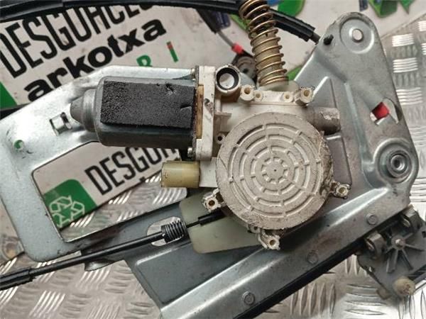 MOTOR ELEVALUNAS DEL. DCHO. BMW 523 2.5 G SERIE 5 (E39) 170CV (1995-2000) (125 KW) - 26461 / 256S3