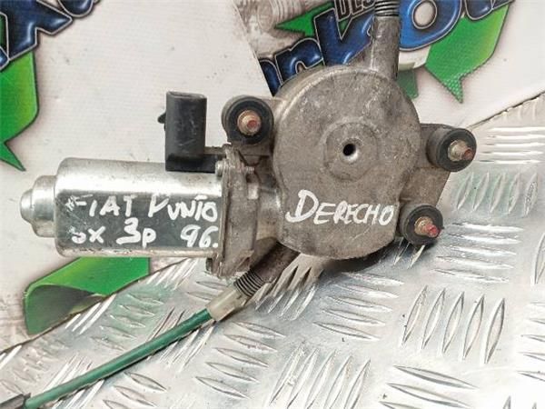 MOTOR ELEVALUNAS DEL. DCHO. Fiat Punto 1.9 JTD II (188) (2001-2012) 86CV (63 KW) - 26474 / 188A7000