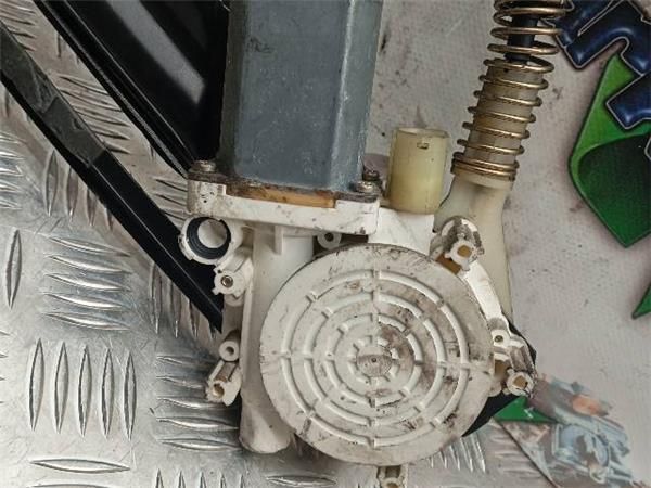 MOTOR ELEVALUNAS TRA. DCHO. BMW 523 2.5 G SERIE 5 (E39) 170CV (1995-2000) (125 KW) - 26479 / 256S3