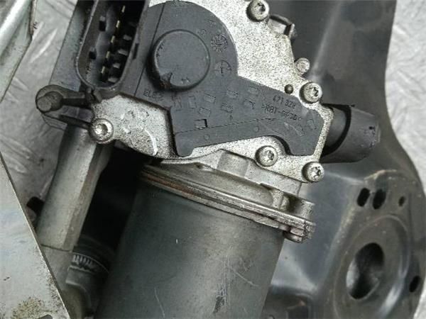 MOTOR LIMPIAPARABRISAS DEL. Ford Fiesta 1.4  (CBK) (59 KW) - 26491 / FXJB