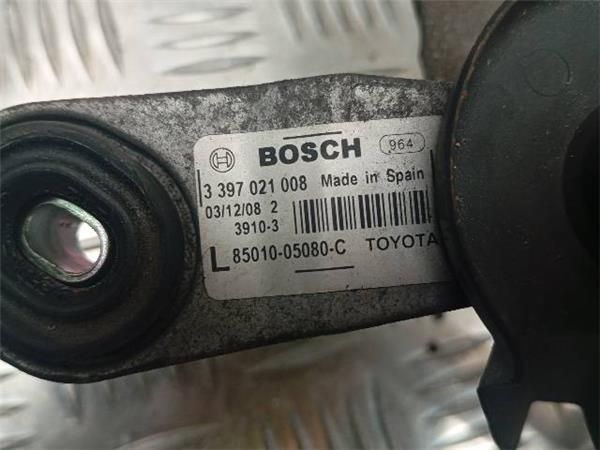 MOTOR LIMPIAPARABRISAS DEL. Toyota Avensis 2.0 TD (T27) D4D (93 KW) - 26495 / 1ADFTV
