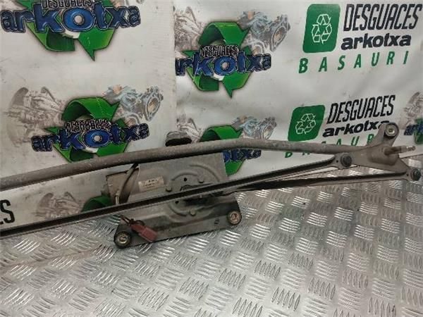 MOTOR LIMPIAPARABRISAS DEL. Citroen Xsara 2.0 HDI PICASSO (1999-2011) (66 KW) - 26532 / RHY