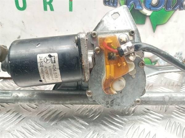 MOTOR LIMPIAPARABRISAS DEL. Mercedes C 220 2.2 CDI SPORT COUPE (105 KW) - 26832 / 611962