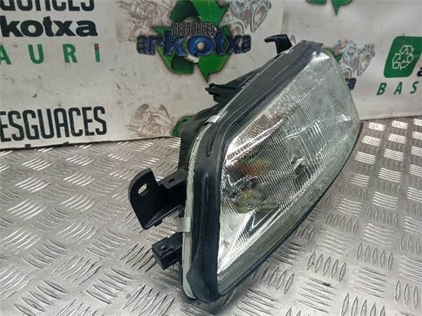 FARO DEL. IZDO. Opel Vectra 2.0 DI B 82CV (1996-2002) (60 KW) - 26880 / X20DTL