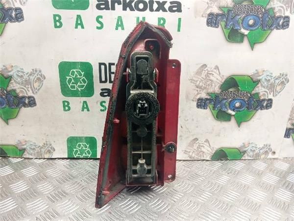 PILOTO TRA. DCHO. Ford Focus 1.8 TDCI FAMILIAR (74 KW) - 26923 / FFDA