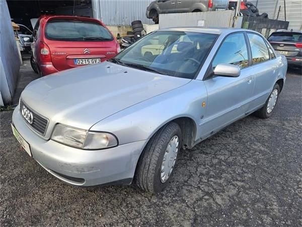FARO DEL. DCHO Audi A4 1.8 G (B5) 125CV (1994-2000) (92 KW) - 27005 / ADR