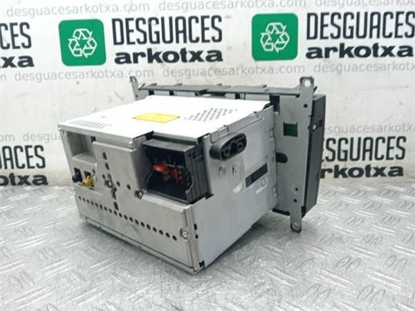 RADIO / CD Mercedes C 160 1.8 G C SPORTCOUPE 122CV (2002-2008) (90 KW) - 27045 / 271.921