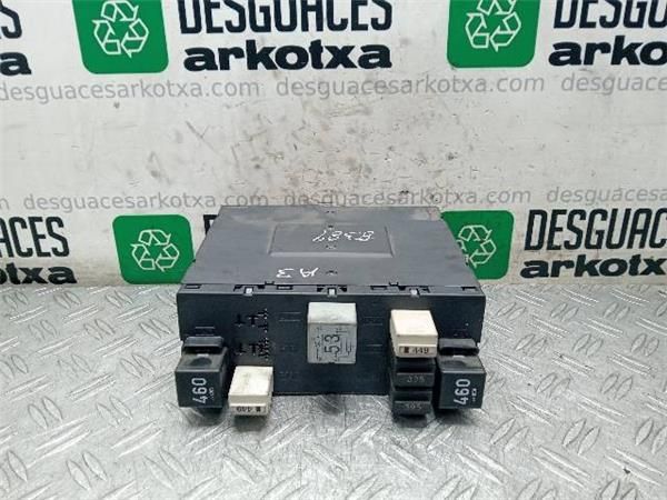 CAJA FUSIBLES/RELE Audi A3 1.9 TDI (8P1) 105CV (2003-2010) (77 KW) - 27061 / BXE