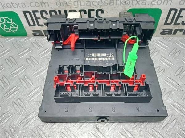 CAJA FUSIBLES/RELE Audi A3 1.9 TDI (8P1) 105CV (2003-2010) (77 KW) - 27061 / BXE 2
