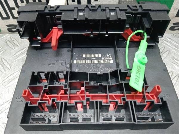 CAJA FUSIBLES/RELE Audi A3 1.9 TDI (8P1) 105CV (2003-2010) (77 KW) - 27061 / BXE