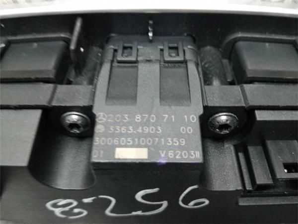 INTERRUPTOR LUCES EMERGENCIA Mercedes C 160 1.8 G C SPORTCOUPE 122CV (2002-2008) (90 KW) - 27065 / 271.921