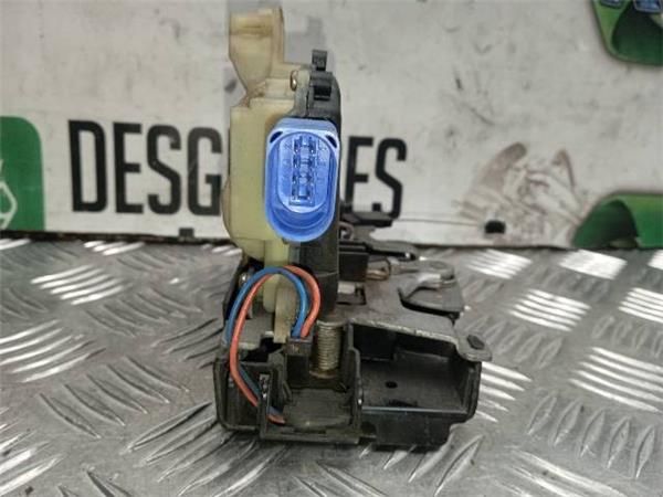 CERRADURA PUERTA DEL. IZDA. Seat Ibiza 1.4 G (6L) (2001-2009) (63 KW) - 27087 / BXW