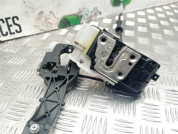 CERRADURA PUERTA DEL. IZDA. Kia Ceed 2.0 CRDI (83 KW) - 27089 / D4EA