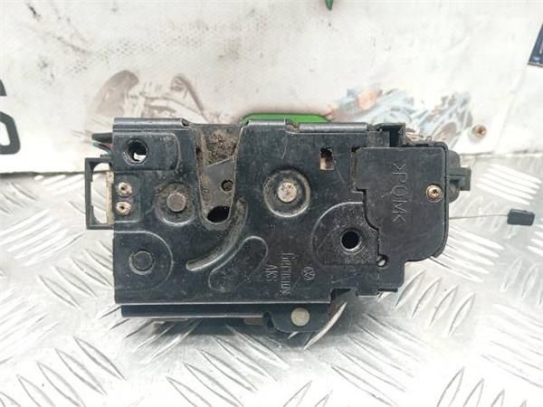 CERRADURA PUERTA DEL. DCHA. Volkswagen Golf 1.9 TDI IV (1J1) (1997-2004) 90CV (66 KW) - 27090 / AGR