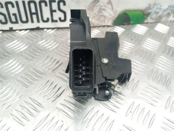 CERRADURA PUERTA DEL. IZDA. Ford Focus 1.6 TDCI 1.6 TDCI (CB4) (80 KW) - 27109 / G8DB