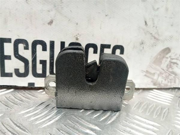 CERRADURA PORTON Seat Ibiza 1.4  (6L) (55 KW) - 27110 / BBY