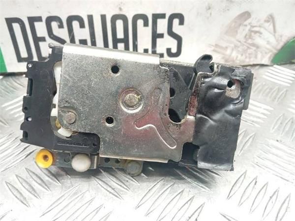 CERRADURA PUERTA TRA. DCHA. Ford Fiesta 1.3  (CBK) (51 KW) - 27117 / A9JA