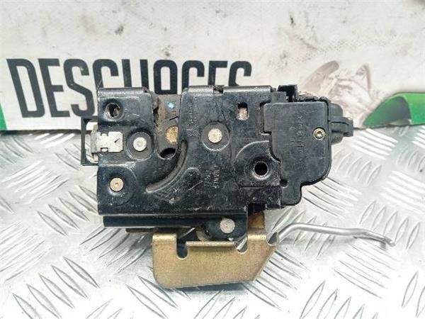 CERRADURA PUERTA DEL. DCHA. Audi A6 2.5 TDI (4B2) (132 KW) - 27147 / AKE