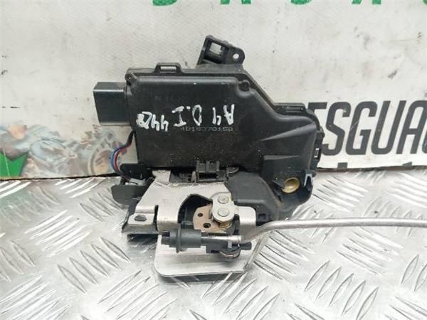 CERRADURA PUERTA DEL. IZDA. Audi A4 1.8  TURBO (8E) (110 KW) - 27214 / AVJ