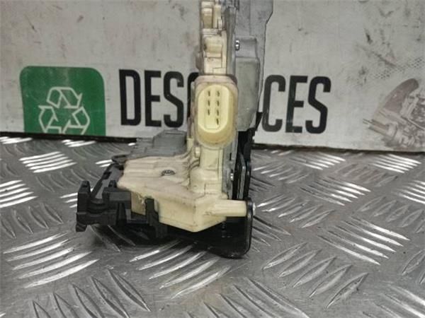 CERRADURA PUERTA DEL. DCHA. Volkswagen Passat 1.9 TDI (3C2) (2005-2010) (77 KW) - 27219 / BXE