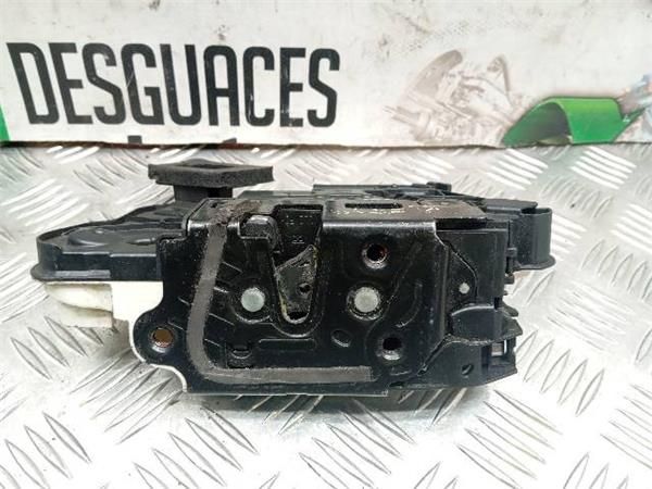 CERRADURA PUERTA DEL. IZDA. Volkswagen Golf 1.2 TSI VII (63 KW) - 27244 / CJZ