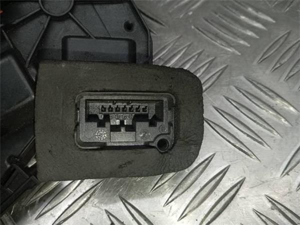 CERRADURA PUERTA DEL. IZDA. Volkswagen Golf 1.2 TSI VII (63 KW) - 27244 / CJZ