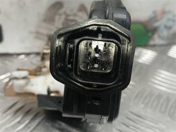 CERRADURA PUERTA DEL. DCHA. Hyundai Coupe 1.6  (GK) (2002-2010) (77 KW) - 27281 / 4ED