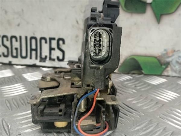 CERRADURA PUERTA DEL. DCHA. Volkswagen Bora 1.9 TDI (1J2) (1998 - 2005) (81 KW) - 27334 / ASV