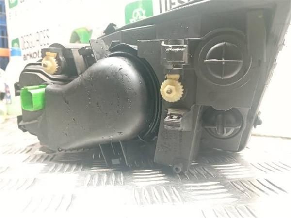 FARO DEL. DCHO Ford Mondeo 1.8 G III (B5Y) 125CV (2000-2007) (92 KW) - 27467 / CHBA