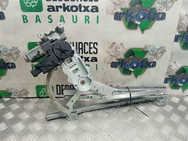 MOTOR ELEVALUNAS DEL. DCHO. Opel Combo 1.7 CDTI C 101CV (2004-2012) (74 KW) - 27478 / Z17DTH