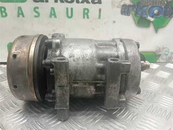 COMPRESOR AIRE ACOND. Chrysler Voyager 2.5 TD (GS) (1995-2001) 116CV (85 KW) - 27685 / M00