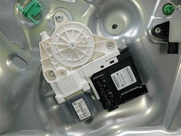 MOTOR ELEVALUNAS DEL. DCHO. Volkswagen Tiguan 2.0 TDI (5N) 140CV (2008-2018) (103 KW) - 27871 / CFF