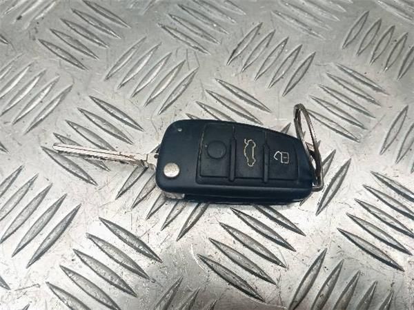 CLAUSOR Audi A4 2.0 TDI AVANT (8E) (103 KW) - 27933 / BLB