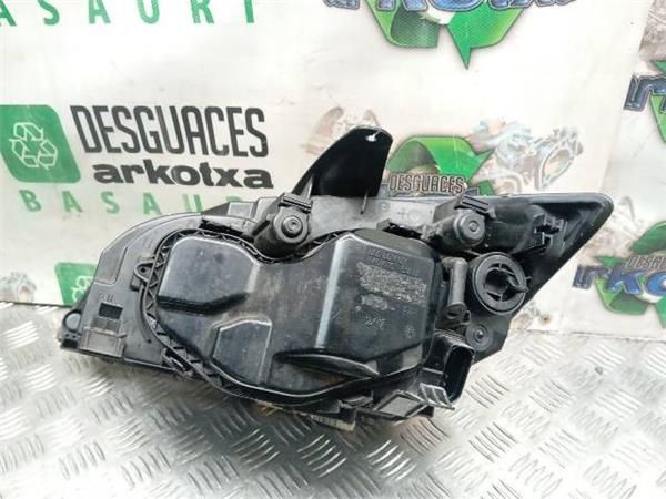 FARO DEL. DCHO Ford Focus 1.6 G II (DA) 100CV (2004-2012) (74 KW) - 28009 / SHDA