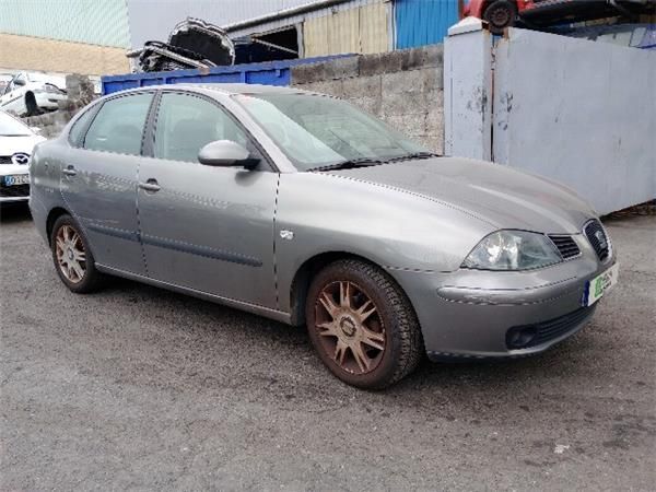FARO DEL. IZDO. Seat Cordoba 1.9 TDI (6L2) 100CV (2002-2009) (74 KW) - 28015 / ATD