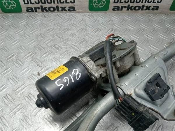 MOTOR LIMPIAPARABRISAS DEL. Renault Trafic 2.0 DCI II (FL) 114CV (2006-2014) (84 KW) - 28084 / M9RE7