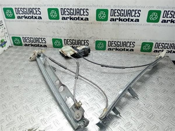 MOTOR ELEVALUNAS DEL. IZDO. Renault Megane 1.5 DCI II (BM) 101CV (2003-2008) (74 KW) - 28090 / K9KF7 2