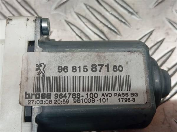 MOTOR ELEVALUNAS DEL. DCHO. Peugeot 307 1.6 HDI SW (3H) 109CV (2003-2007) (80 KW) - 28096 / 9HZ