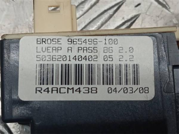 MOTOR ELEVALUNAS DEL. DCHO. Peugeot 307 1.6 HDI SW (3H) 109CV (2003-2007) (80 KW) - 28096 / 9HZ